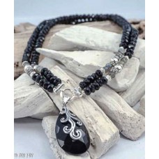 Onyx, Labradoite Necklace (multiway)